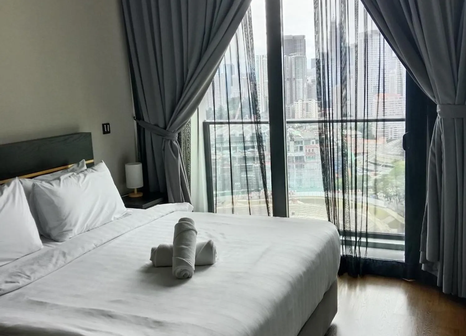 Opus Luxury Infinity Pool Kl Apartment Kuala Lumpur Malaysia